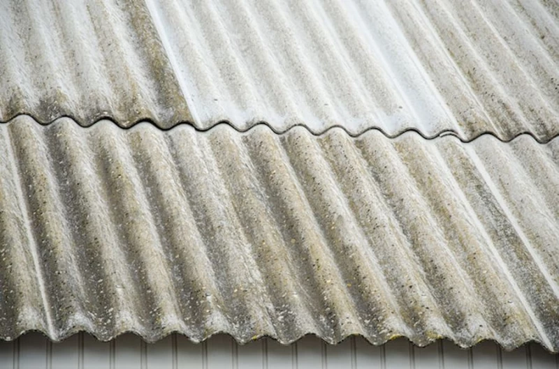 Usuwanie azbestu w Polsce odbywa się zbyt wolno